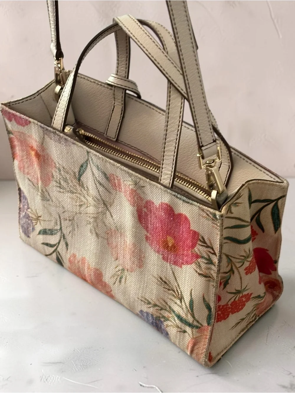 Kate Spade New York Thompson Street Sam floral print linen small satchel bag